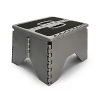 CAMCO 43635 Stool Plas Fold Silv Bili