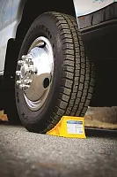 CAMCO 44432 Wheel Chock Bulk