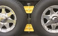 CAMCO 44652 Small Wheel Stop