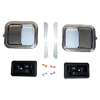 CROWN AUTO 5758172MK Door Handle Kit