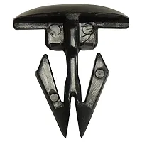 CROWN AUTO 68033045AA Retainer