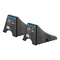 CURT MFG 22800 Wheel Chocks (Pair)