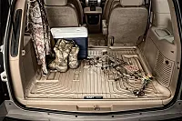 HUSKYLINER 28231 W.B.Cargo Suburban Blk 15