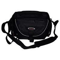 Oval Window Shoulder Bag 16B