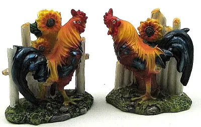 Rooster With Fence 2 assorted priced each 0154-17828