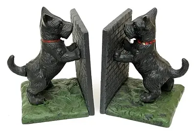 Cast Iron Scottie Standing Bookends 0170-04646