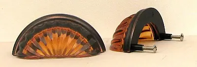Classic Dresser Drawer Pull Amber 0170J-70276A