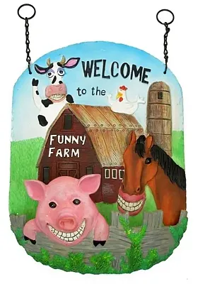 Funny Farm Wall Bird Feeder 0179-4840