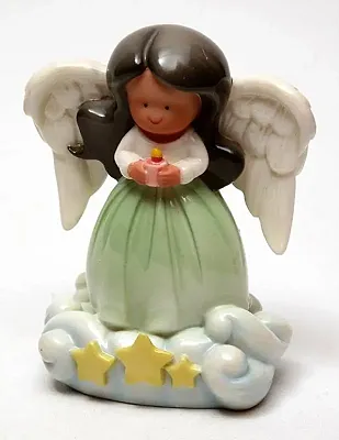 Cloudworks - Little Angels Peace Hispanic 0192-31304