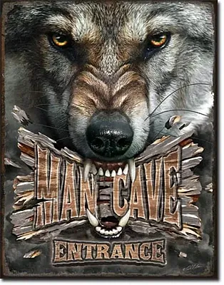 MAN CAVE - WOLF 034-2198
