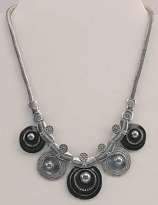 Silver Tone & Black Necklace 049-40520