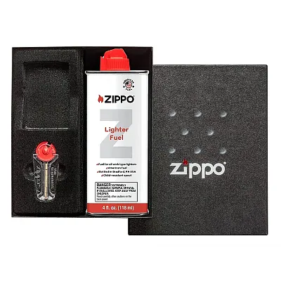 Zippo Classic Lighter Gift Set