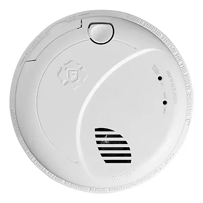 BRK First Alert SMCO100V-AC Hardwired Smoke & CO Alarm with Battery Backup & Vo