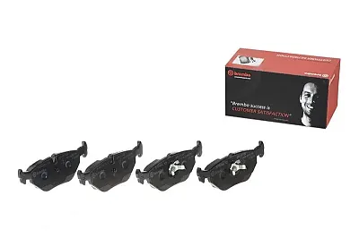 BREMBO P06013 Disc Brake Pad Set
