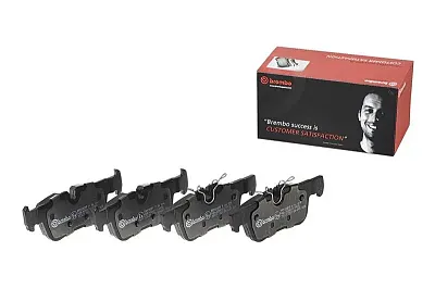 BREMBO P06094 Disc Brake Pad Set