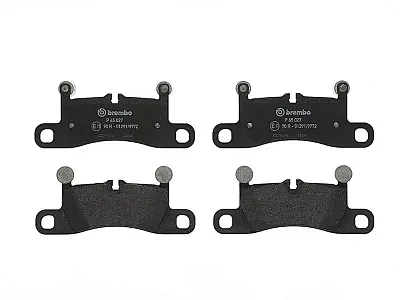 BREMBO P65027 Disc Brake Pad Set