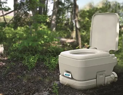 CAMCO 41531 Portable Toilet 2.6 Gal.