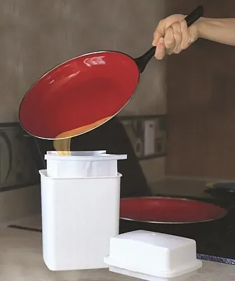 CAMCO 42281 Grease Storage Container