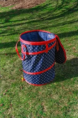 CAMCO 51993 Pop-Up Cont Blue & Red W/Stars