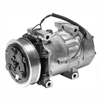 DENSO 4717008 New Compressor W Clutch