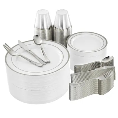 Elama 600 Piece Disposable Plastic Dinnerware Party Set for 100 Guests in White