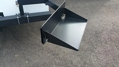 FLEMING SALE 63432 Bumper Arm Grill Table