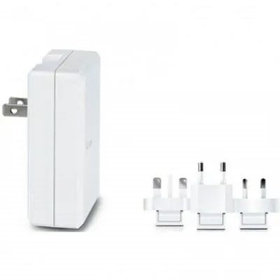 iLuv Universal World Travel Adapter Plug Set