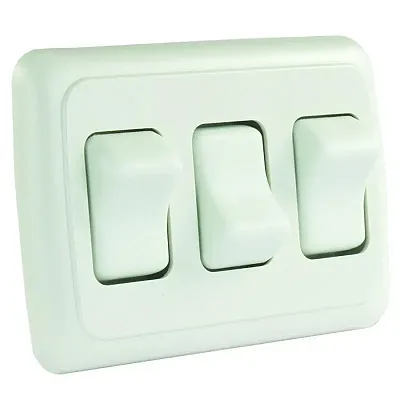 JR PRODUCTS 12025 Trpl On-Off Rocker Sw