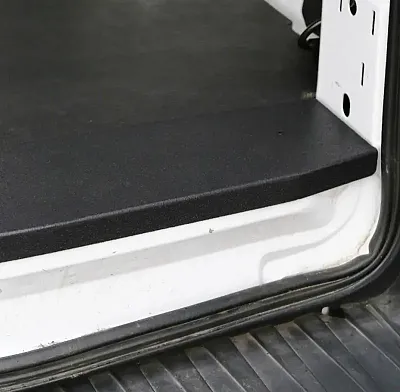 LEGEND FLEET U709111011 Steel Floor Threshold Set