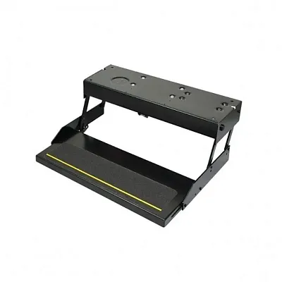 LIPPERT COMP 371136 26&#039; Single Electric Step