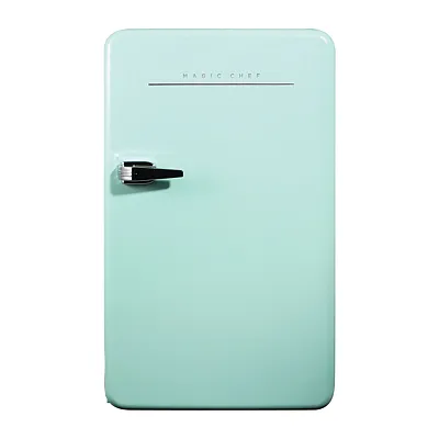 Magic Chef Mcr32Chm 3.2-Cu. Ft. Energy-Star Certified Retro Mini Fridge With Man