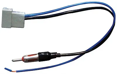 Antenna Adapter 2007-Up Nissan Motorola Male To Oem Female