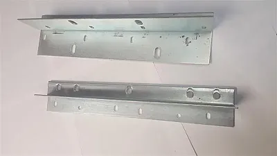 RIECO-TITIAN 553210 Bracket 14&#039; Standard T-Brkt Zinc