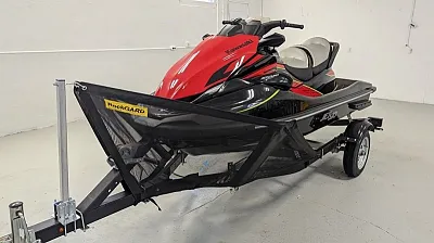 ROCKGARD 74792 27&#039; X 7.5&#039; Small / Pwc V Front
