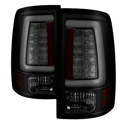 SPYDER 5084033 Dodge Ram 1500 09-16 / R
