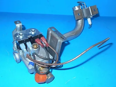 SUBURBAN MFG 161255 Gas Valve For 5243A Water Heater