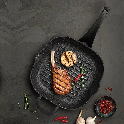 STARFRIT USA 6090300400 The Rock 11&#039; X 11&#039; Cast Iron Grill