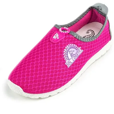 Pink Women&#039;s Shore Runner Water Shoes, Size 9 SWAT-004