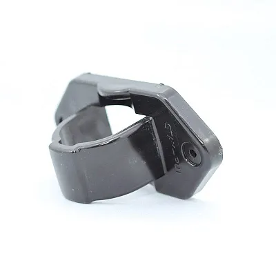 TRI LINX 8200B 7 Way Plug Holder