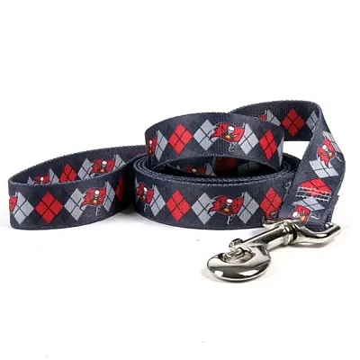 Little Earth Productions Tampa Bay Buccaneers Argyle Nylon Leash - X-Small